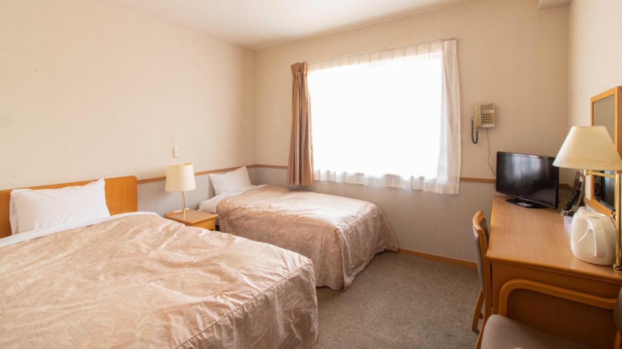 Resort Inn Fuyo Kawaguchiko Inter Фудзиёсида Экстерьер фото