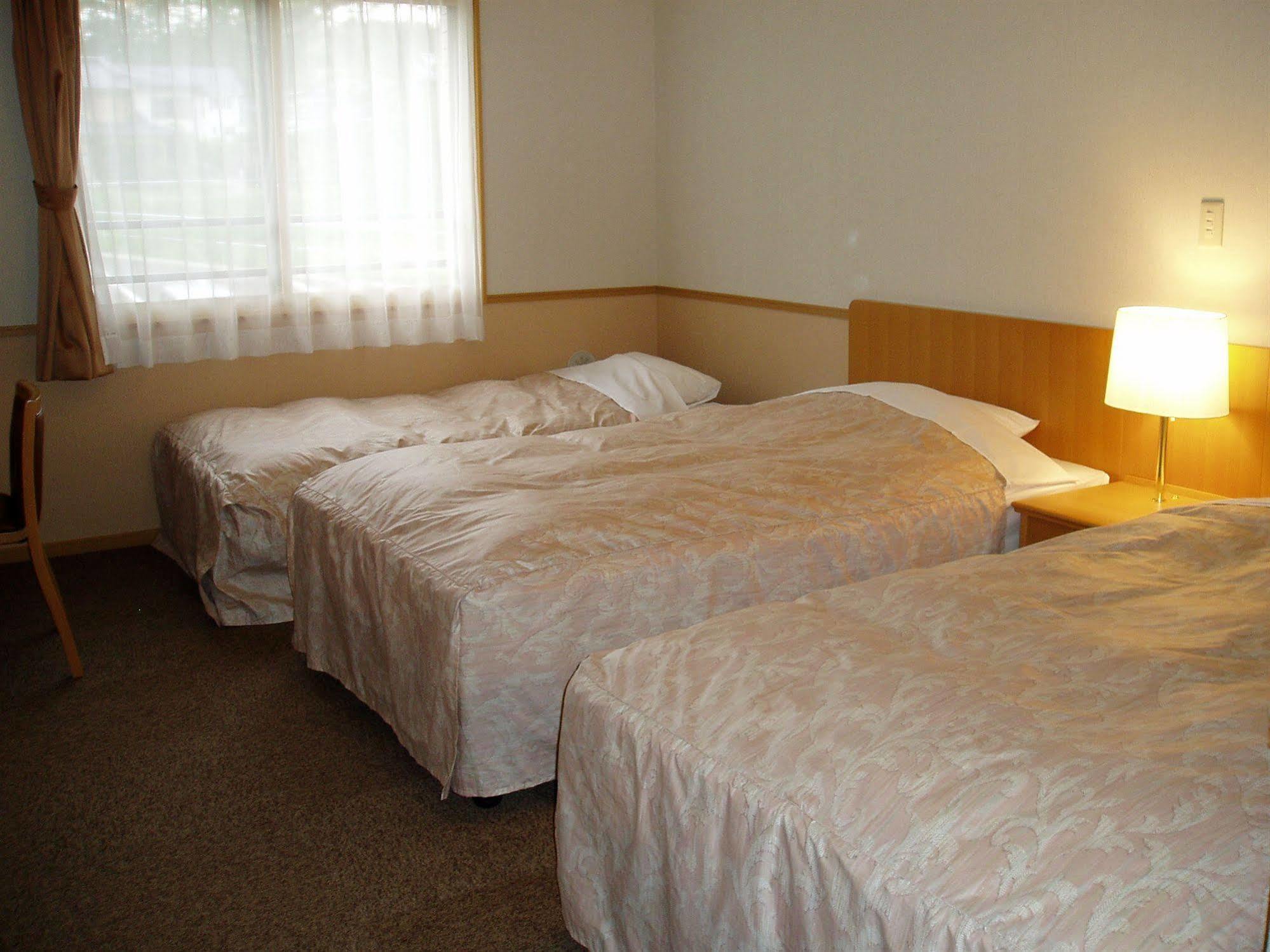 Resort Inn Fuyo Kawaguchiko Inter Фудзиёсида Экстерьер фото